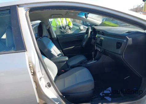 2016 Toyota Corolla L z USA, uszkodzony, nr VIN 2T1BURHE6GC689821